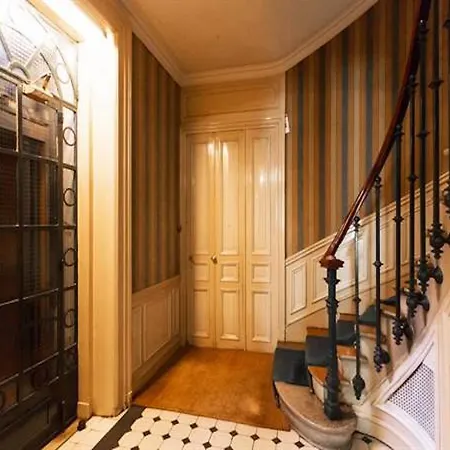 Parisian Chic For 5 Invalides Breteuil 3 Apartment Paris