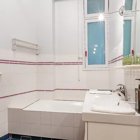 Parisian Chic For 5 Invalides Breteuil 3 Apartment *